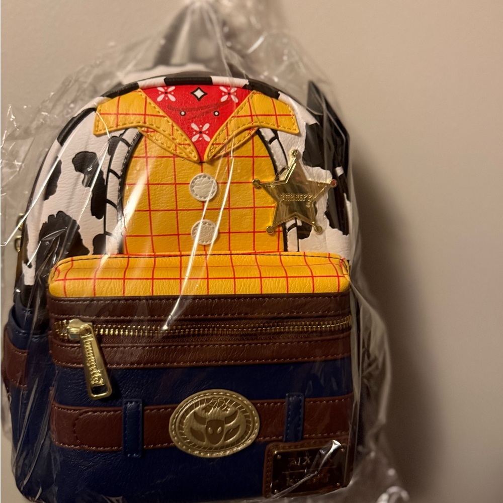 NWT Loungefly Disney Pixar Toy Story Woody Sheriff Cosplay Mini Backpack - Picture 2 of 3